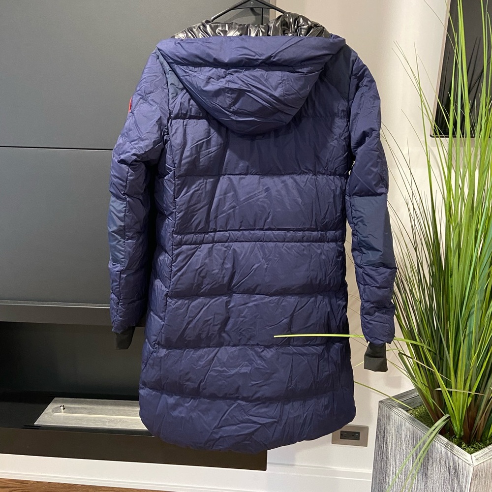 Canada Goose Alliston Down Coat - Picture 2 of 12